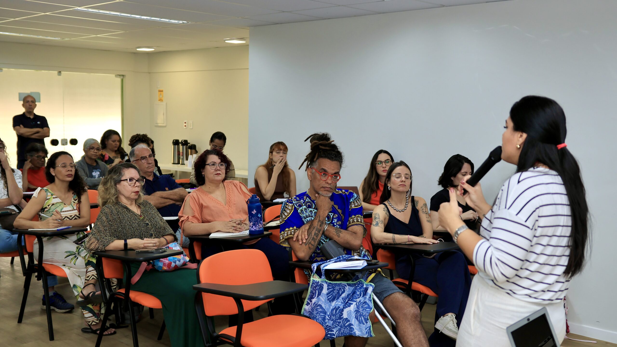 Oficina de Economia Criativa com a metodologia Estratégia Radial® no Caju Hub em Aracaju, promovida pela Desenvolve-SE para empreendedores culturais de Sergipe.